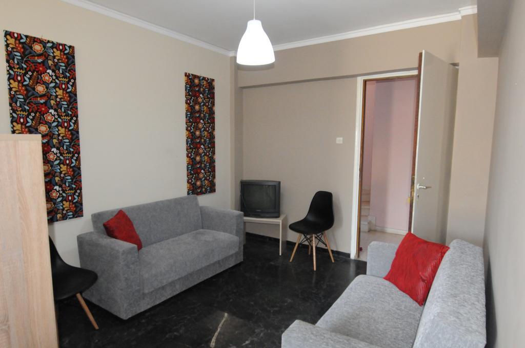 Kinetta Apartments Agioi Apostoloi  Exterior photo