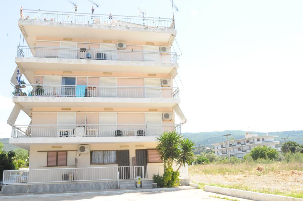 Kinetta Apartments Agioi Apostoloi  Exterior photo